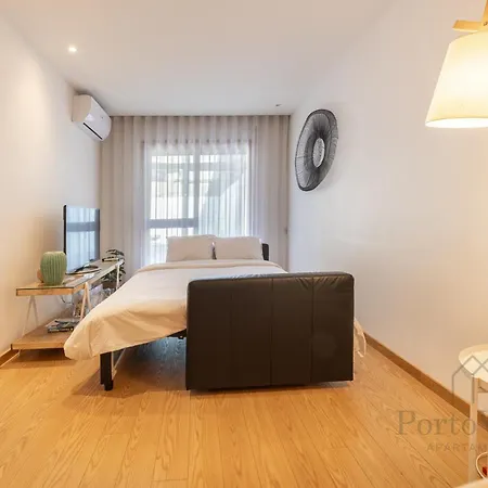 B Haven With Terrace By Velho Porto