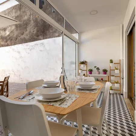B Haven With Terrace By Velho * بورتو